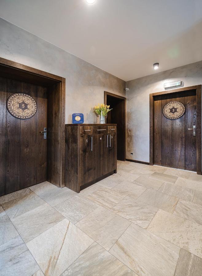 Ijg Imperial Apartamenty Krupowki Zakopane Luaran gambar